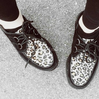 Shoes InStyle《一吋》美國品牌 DEMONIA 原廠正品英式龐克歌德麂皮豹紋平底鞋 有大尺碼『黑色』