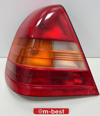 BENZ W202 1993-1997 後燈殼 前期 後尾燈 後車燈 尾燈 (左邊 駕駛邊) (外匯) 2028200166