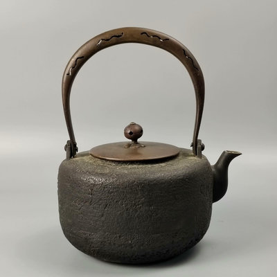 。新瀉縣堀一英造鑄銅制日本銅壺日本老銅壺。使用過