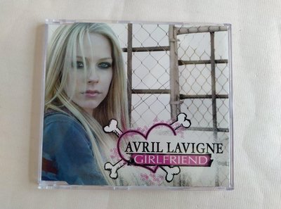 【鳳姐嚴選二手唱片】艾薇兒 Avril Lavigne / 單曲：GIRLFRIEND