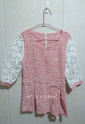 ＊╮水水衣飾╭＊【DITA / abito】全新品 花朵造型袖美衣~原價2,880元