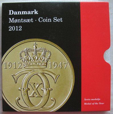 丹麥2012年MS普制銅鎳套幣含新版女王頭像20克朗原廠包裝 免運