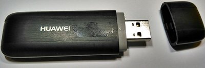 二手 華為T1731,3G行動上網USB網卡,可插TF(micro SD)小記憶卡(當讀卡機),筆電上網,HUAWEI