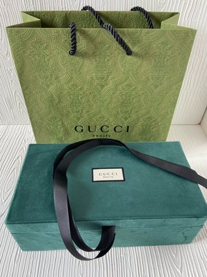 真品2023/ 7月最新到貨-Gucci 專櫃vip限量禮 奢華墨綠色進口絲絨布化妝箱/ 首飾盒/多用途包包- 附贈紙袋