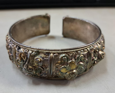 永誠精品尋寶地 NO.8144 早期老銀 純銀925 開口精雕手環 老件 重47.0g 首飾飾品
