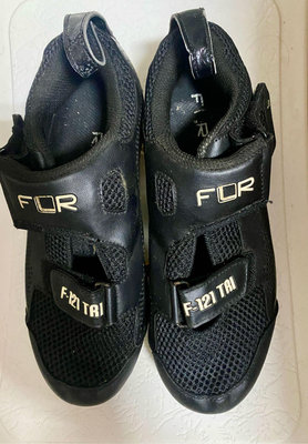 0139 二手FLR三鐵鞋 尺寸 38 24.3公分鞋底有加強縫製  售450