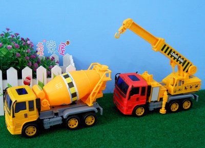 高雄玩具車~工程車組合~怪手挖土機玩具吊車~水泥車~沙石車~慣性車~大型玩具車~一盒四台車~生日禮物