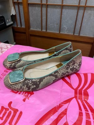 「 二手鞋 」 韓國 Poupee 蛇紋平底鞋 38號 33