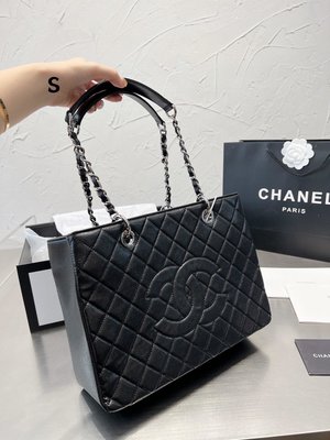 Chanel GST 一包難求系列 通過各種渠道購入正品開發 原廠小牛皮壓荔枝紋顆粒 專柜同步純 NO68097