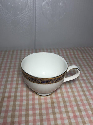 日本回流瓷器，ROYAL DOULTON皇家道爾頓的咖啡杯，