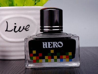 【上品名筆工藝坊】英雄 黑色 特級非碳素炫彩 香水瓶造型 彩色鋼筆墨水 40ml 全12色 (#7105)