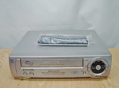@【小劉2手家電】 PANASONIC  VHS錄放影機,NV-A37PR型,附代用遙控器,故障機也可修理 !