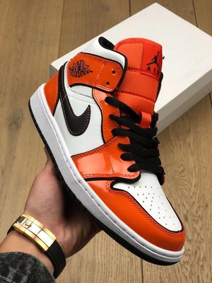 Air Jordan 1 Mid “Turf Orange” 橘白 籃球鞋 男女鞋 DD6834-802