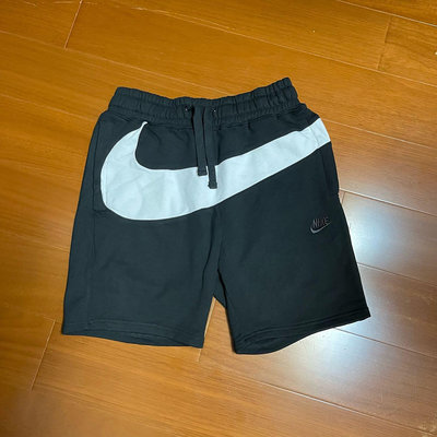 （Size M) Nike 大Logo 刺繡百搭短棉褲 （H)