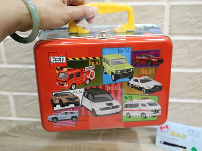 婕的店日本精品~日本帶回~Tomica小汽車圖案 聖誕 新年禮物盒 手提置物盒(日本製)
