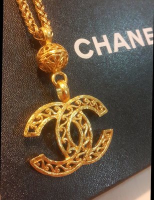 Chanel 鏤空設計項鍊金色vintage 大logo雕花可以當腰鏈