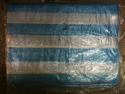 【台北益昌】帆布 藍白條帆布 藍白帆布 防水布 塑膠布 搭棚架 工程防水遮蔽用18×18尺