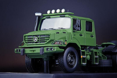IMC 150 賓士 Zetros Dual Cap 6x6重型越野卡車樹脂模型 限量版