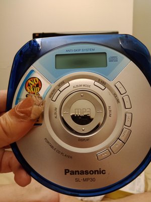 大媽桂二手屋，故障Panasonic國際牌CD隨身聽SL-MP30，經典，絕版品，歡迎高手收去維修，便宜賣
