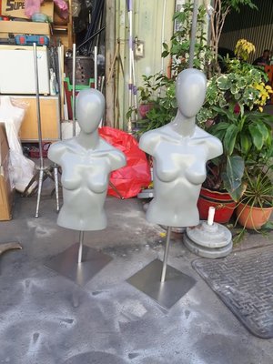 二手模特兒桌上型有頭半身模特兒百貨道具假人人形模特兒20220708-3
