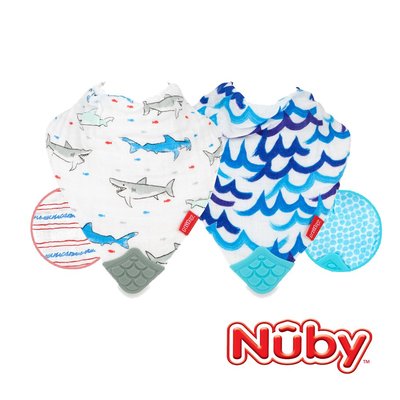 瘋狂寶寶**Nuby 紗布咬咬兜-藍鯊魚/海浪波紋(2入)(4716758720089)