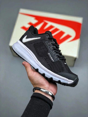 耐克 Nike Air Max 2013聯名小倒鉤黑白男女休閑鞋運動鞋跑鞋 DR2