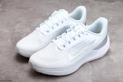 Nike女子鞋ZOOM AIR休閒運動鞋透氣時尚跑步鞋DD8686-100【ADIDAS x NIKE】