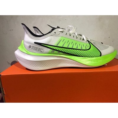 【正品】NIKE ZOOM GRAVITY 白 螢光綠 透明 透氣 慢跑 BQ3202-003潮鞋