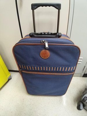 行李箱，20吋，無段式拉桿，兩輪，36*19*50(不含輪)