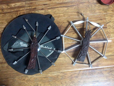 二手 盤鷹輪.........。兩個不銹鋼，風箏輪盤鷹輪，紅木雕刻 古玩 老物件 擺件【紫竹齋】31