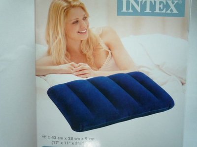 玩樂生活 美國品牌 INTEX68672 防水植絨充氣枕頭 辦公午休小睡 登山露營  都好用