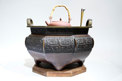 日本老銅八方饕餮紋古銅火缽 銅火爐