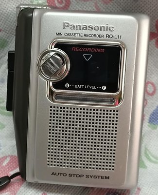 國際牌 Panasonic RQ-L11 卡帶播放器
