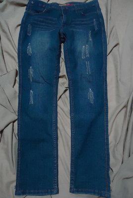 OB Jeans 丹寧彈性窄管牛仔褲,72%棉,尺寸XXL,腰圍32吋,褲長38吋,褲檔長10吋,少穿降價大出清