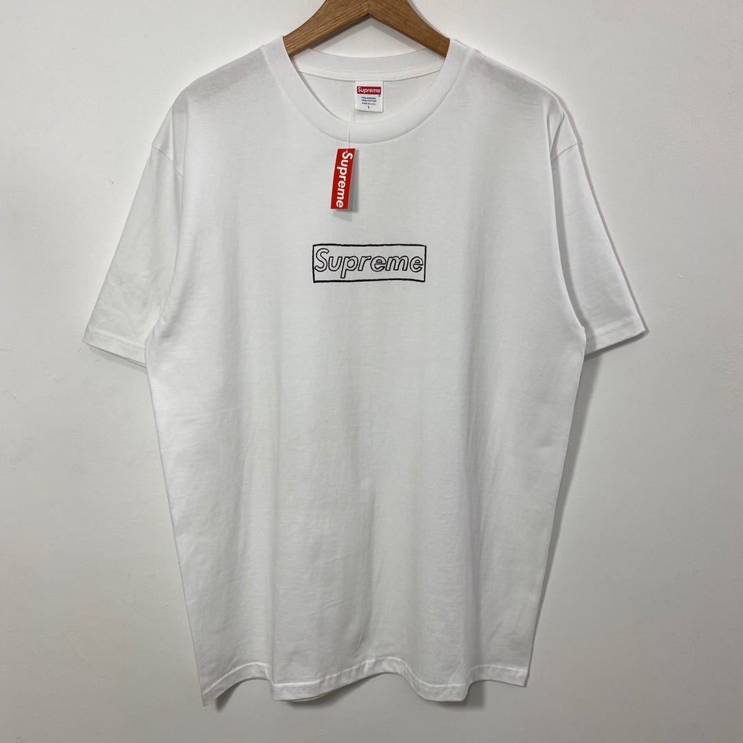 ショッピング超安い - 国内正規品 supreme kaws Chalk Logo Tee XL RED