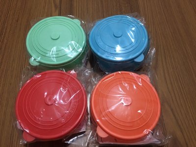 全新日本Le Creuset 紅色.水藍色.橘色.綠色餐具.置物盒一組