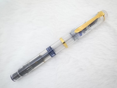 B135 百利金 德國製 第一代 透明示範M200 F尖鋼筆(7成新天頂邊緣有痕)(活塞上水)