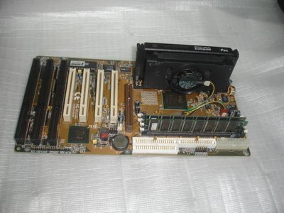 Award 637V11 3組 ISA 4組 PCI 工業主機板 + Slot 1 P2 CPU含風扇 + 記憶體