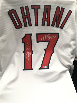 Shohei Ohtani 大谷翔平MLB新人年簽名球衣 加簽漢字大谷翔平，官網已完售