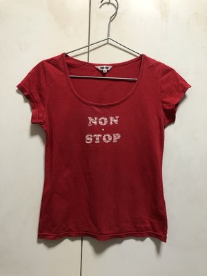 ❤夏莎shasa❤百貨專櫃non.stop紅色品牌字樣短袖T恤上衣/1元起標