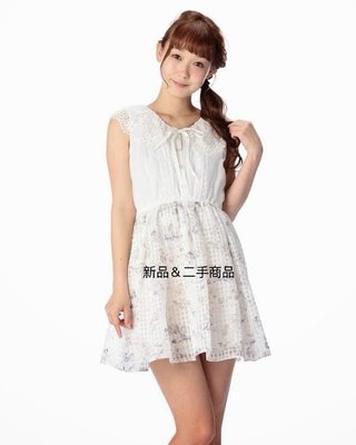 lizlisa LIZ LISA甜甜蕾絲領格子玫瑰薔薇花洋裝連身裙連衣裙日本LIZ日系白色
