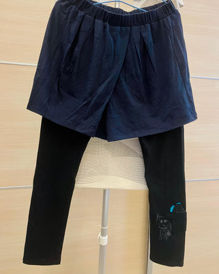 百搭單品推薦❤️斷貨全新 a la sha 藍色M號阿財花花舉烏龍造型假兩件式短褲裙 有型就是好看😍