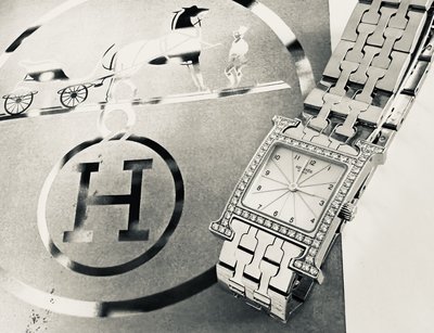 Hermes  附原廠盒 保証書 HH1.230 H hour 原鑲鑽石 女錶