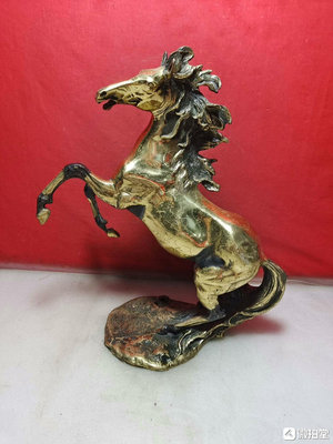 寶6175號拍品，銅鎏金駿馬奔騰馬擺飾，重8.46斤，尺寸見