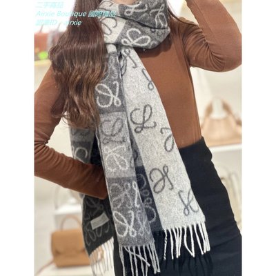 二手精品 羅意威 LOEWE Anagram Scarf 黑白 黑灰 羊毛和羊絨雙色 圍巾 圍脖 F810487X17