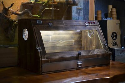 特價實木爬蟲箱碳化實木箱蘆丁雞飼養箱防水不銹鋼款爬蟲斜面做舊龜箱