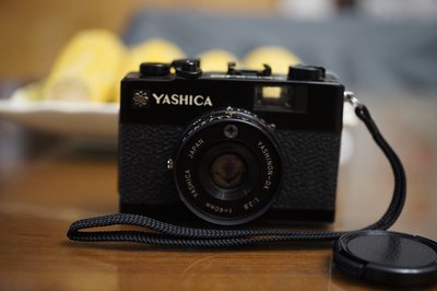 【售】YASHICA Electro 35MC 袖珍輕便相機 40mm f2.8 窮人蔡司(GS GSN GT GTN