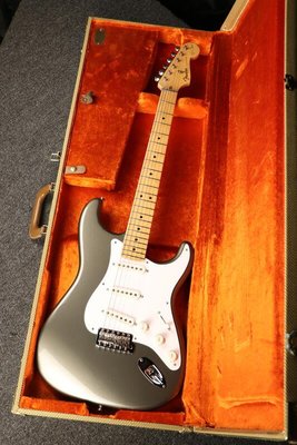 【NEW名人樂器】代友出售中古美品 2006 Fender Eric Clapton 美廠簽名琴
