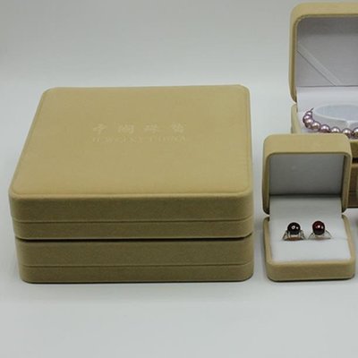 ♟℡❈新品珍珠項鏈絨布盒戒指耳釘收納送禮盒子一個包郵求婚表白可定制-一點點