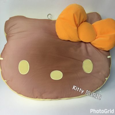 [Kitty 旅遊趣] Hello Kitty 靠墊 抱枕 沙發靠墊 凱蒂貓臉型 咖啡色 居家裝飾 擺飾